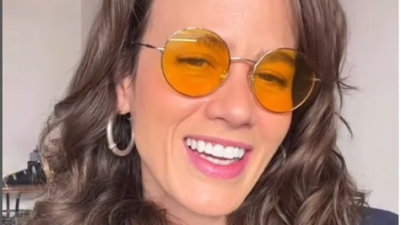 Ana Cañas é a estrela da vez